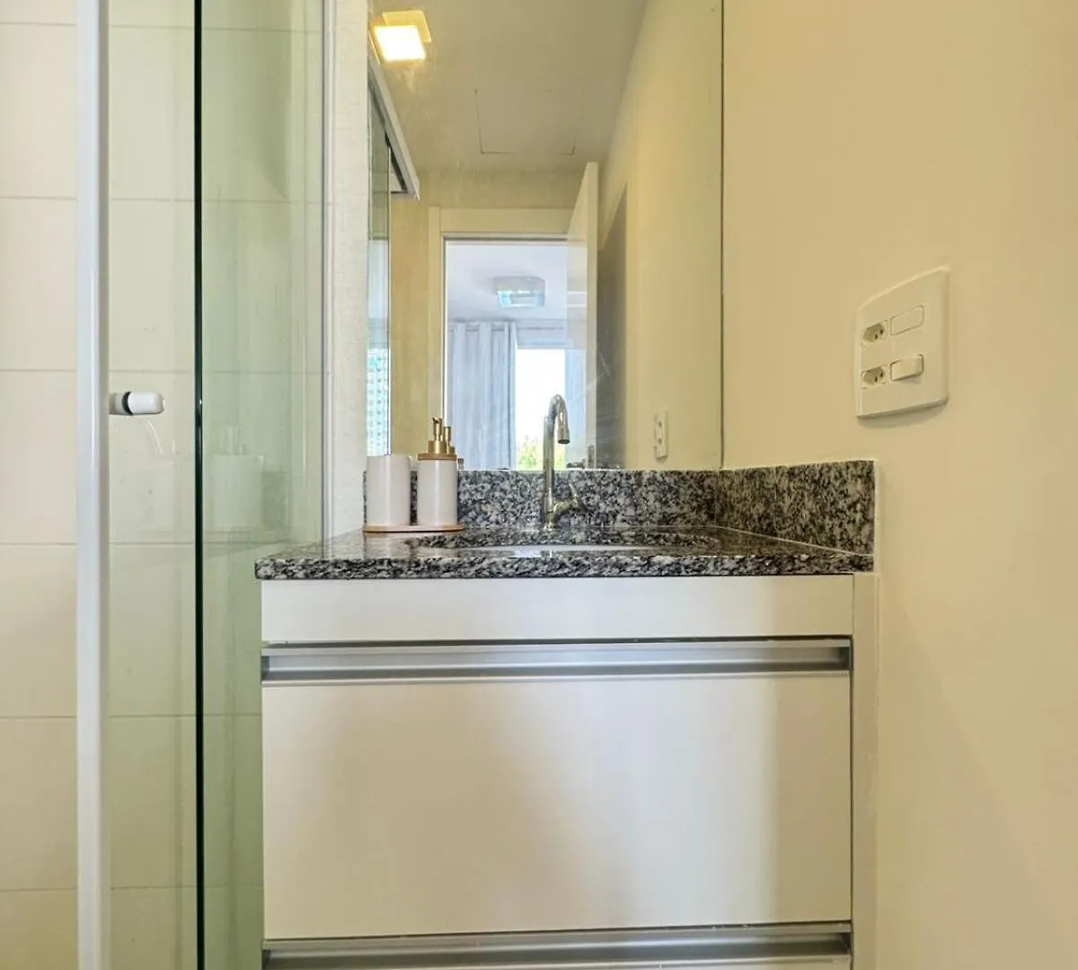 30 - Studio Novo | Bras C/ Wi-Fi São Paulo 0*,